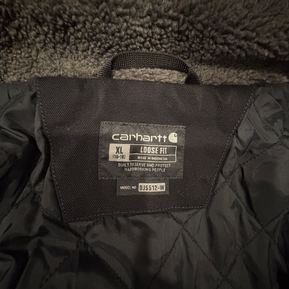 Carhartt Jacket - Picture 8 of 10